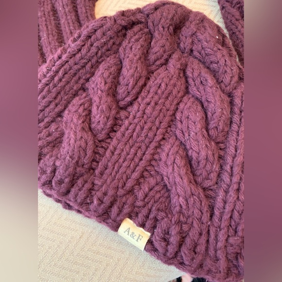 Abercrombie & Fitch Accessories - Abercrombie and Fitch, matching scarf and beanie, burgundy color,great condition